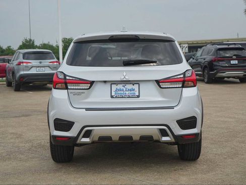 Used 2022 Mitsubishi Outlander Sport ES FWD image 5