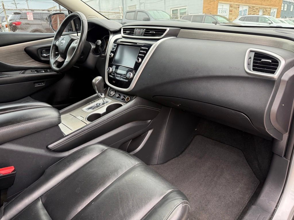 Used 2017 Nissan Murano Platinum AWD/4WD image 30