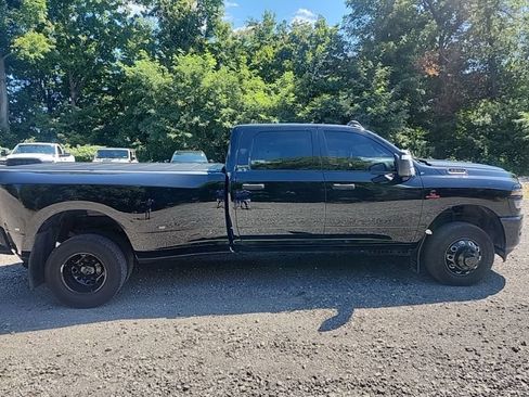 Used 2025 RAM 3500 Lone Star AWD/4WD image 4