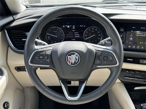 Used 2023 Buick Envision Avenir image 24
