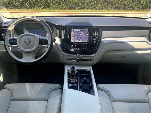 Used 2025 Volvo XC60 T8 Ultra w/ Protection Package Premier AWD/4WD image 15