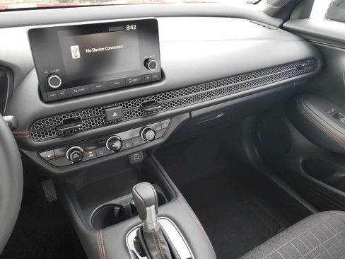 Certified 2024 Honda HR-V Sport image 28