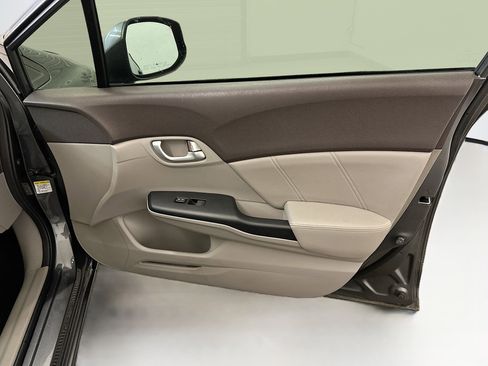 Used 2012 Honda Civic EX-L image 32