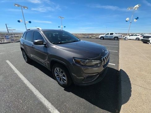 Used 2021 Jeep Cherokee Latitude Lux image 1