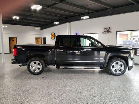 Used 2018 Chevrolet Silverado 1500 LTZ w/ Sport Package AWD/4WD image 3