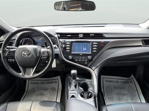 Used 2020 Toyota Camry SE image 20