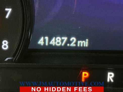 Used 2022 Lincoln Corsair AWD w/ Premium Package image 22