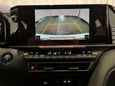New 2026 Toyota Camry Hybrid AWD/4WD image 18