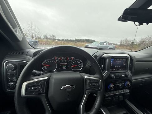 Certified 2020 Chevrolet Silverado 1500 RST image 16