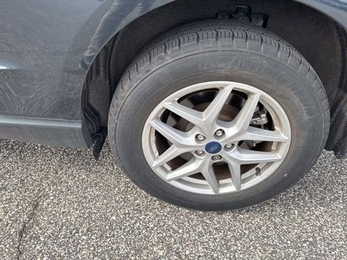 Used 2022 Ford Edge SEL w/ Convenience Package image 7