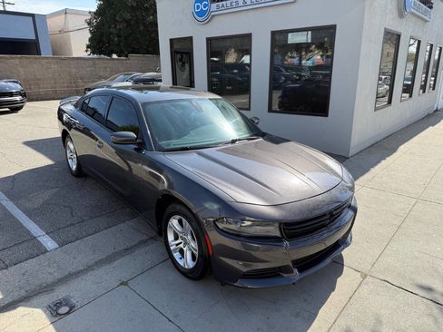 Used 2020 Dodge Charger SXT w/ Leather Interior Group image 13