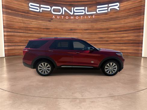 Used 2023 Ford Explorer King Ranch w/ Technology Package AWD/4WD image 8