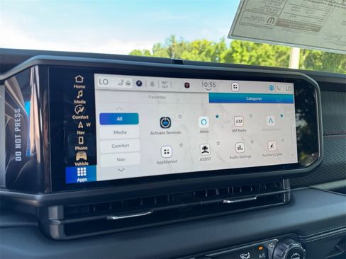 New 2025 Jeep Wrangler Unlimited Rubicon w/ Technology Group image 31