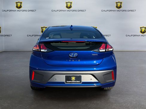 Used 2022 Hyundai Ioniq Limited image 4
