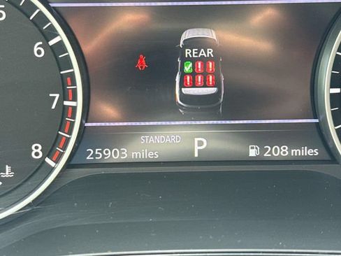 Used 2025 Nissan Pathfinder SV FWD image 32