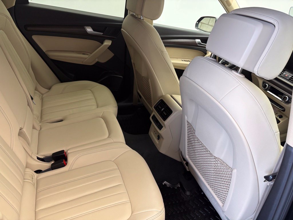 Certified 2022 Audi Q5 2.0T Premium Plus w/ Premium Plus Package AWD/4WD image 34