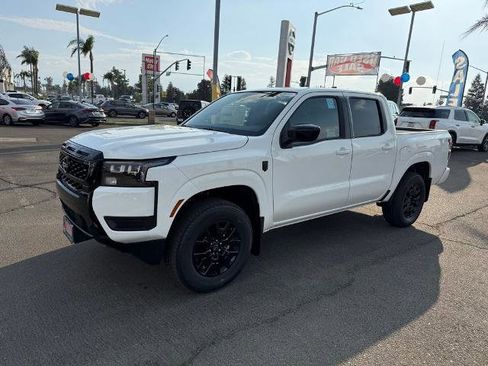 New 2026 Nissan Frontier SV w/ Tow Package image 3