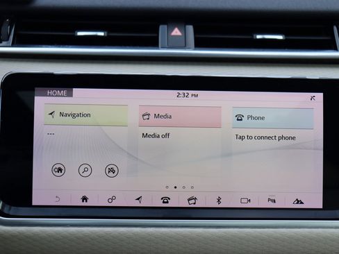 Used 2018 Land Rover Range Rover Velar S image 35