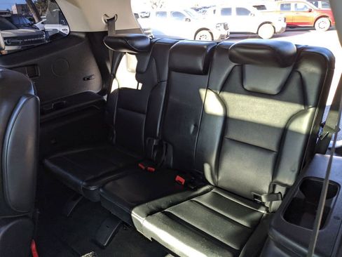 Used 2022 Kia Telluride S image 17