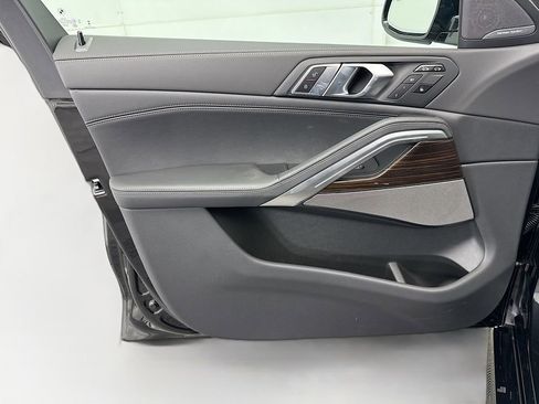 New 2026 BMW X6 xDrive40i image 23