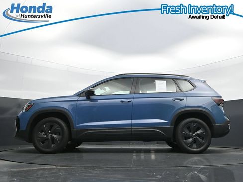 Used 2025 Volkswagen Taos S FWD image 29