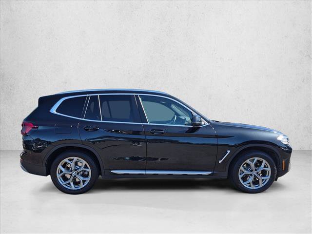Used 2024 BMW X3 xDrive30i w/ Premium Package AWD/4WD image 4