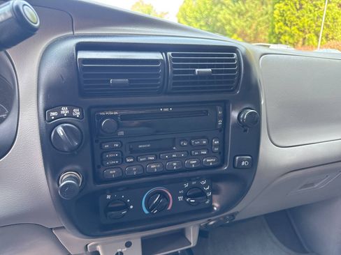 Used 2000 Ford Ranger XLT AWD/4WD image 24
