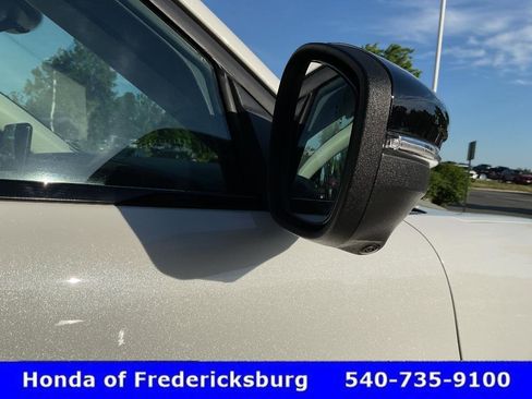 Used 2024 Ford Mustang Mach-E Premium AWD/4WD image 15