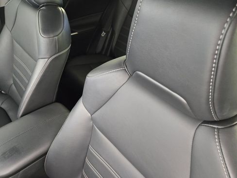 Used 2023 Toyota RAV4 XLE Premium image 26