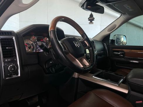 Used 2015 RAM 3500 Laramie Longhorn image 11
