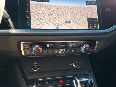 Used 2024 Audi Q3 2.0T Premium Plus w/ Premium Plus Package image 17