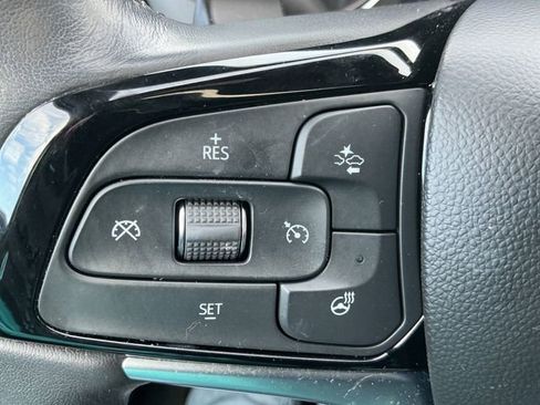 Used 2022 Buick Enclave Essence w/ Experience Buick Package image 50