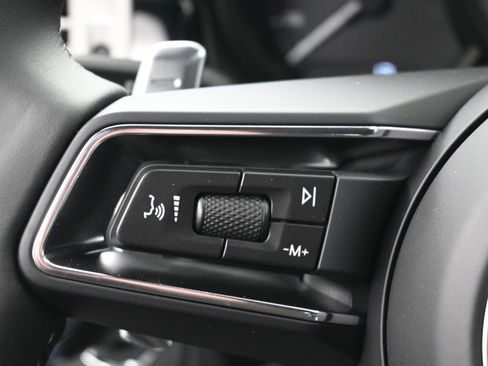 Certified 2026 Porsche Macan S AWD/4WD image 18