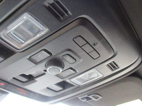 Used 2022 Chevrolet Tahoe Premier RWD image 23