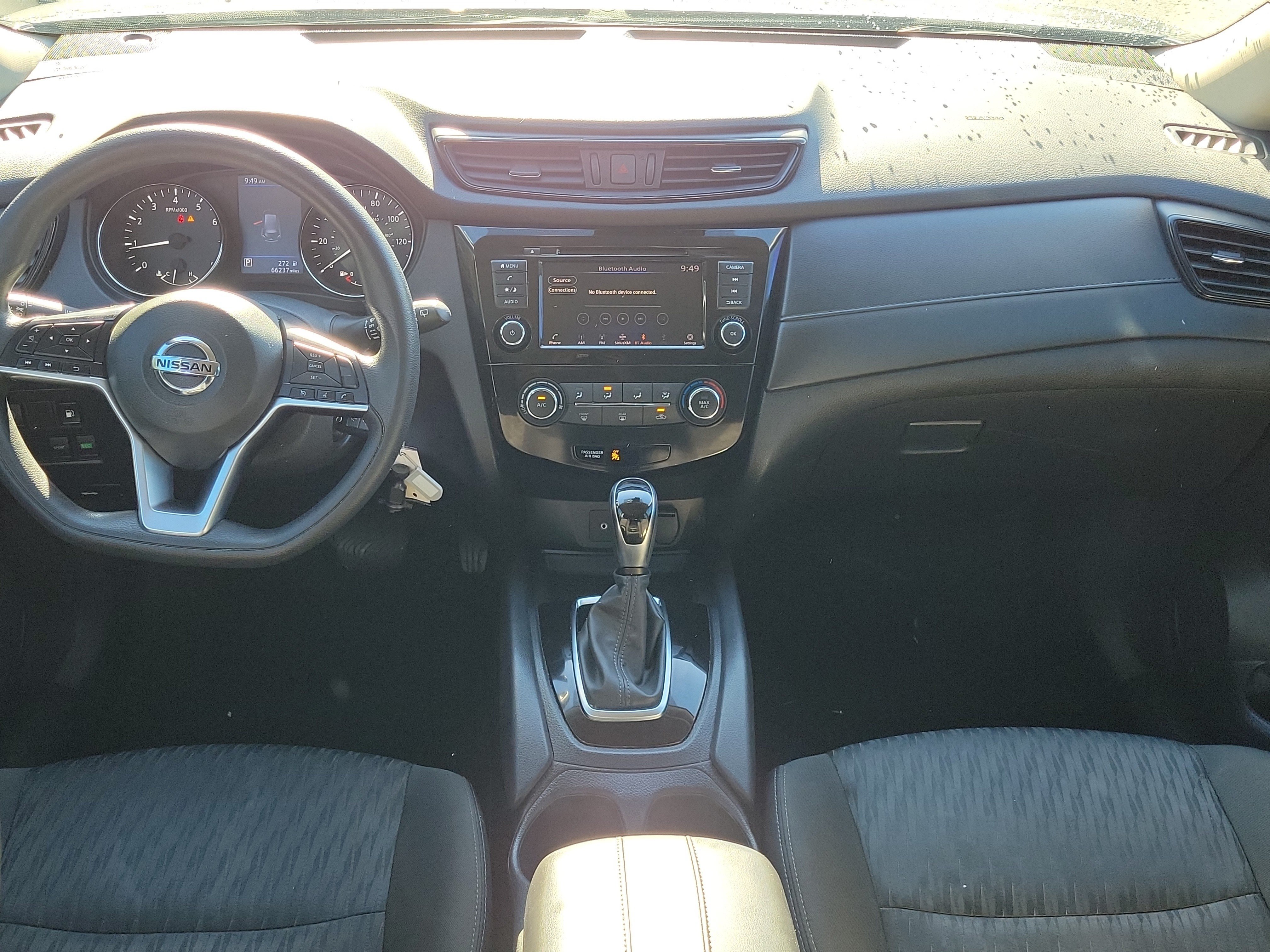 Used 2020 Nissan Rogue S FWD image 15