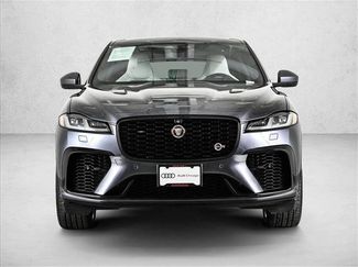 Used 2022 Jaguar F-PACE SVR video 2