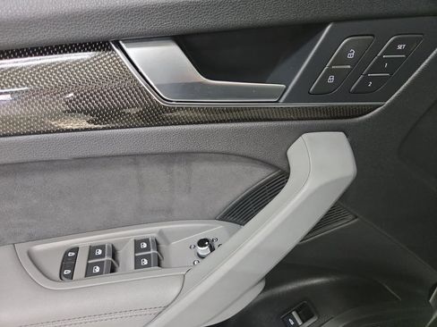Used 2022 Audi SQ5 Premium Plus w/ Premium Plus Package AWD/4WD image 14