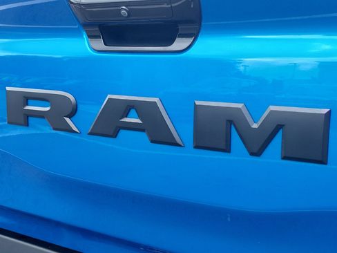 Used 2025 RAM 1500 Big Horn AWD/4WD image 9
