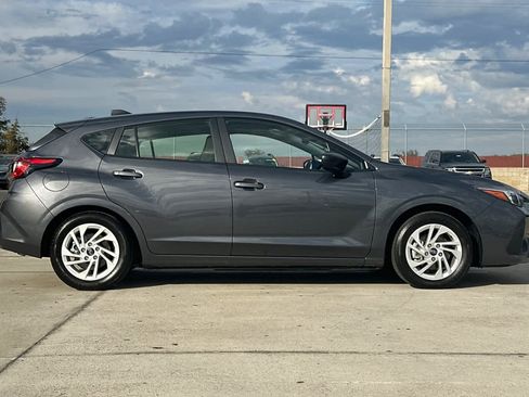 Certified 2025 Subaru Impreza 2.0i image 2