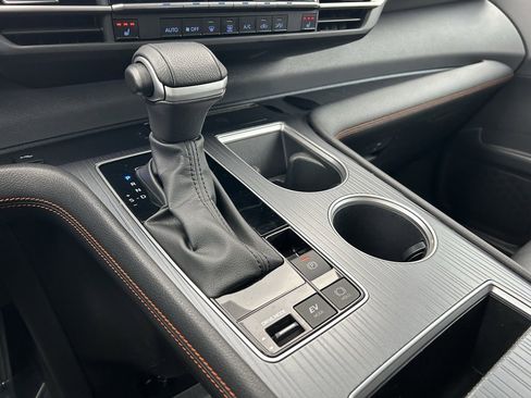 Certified 2023 Toyota Sienna XSE image 23