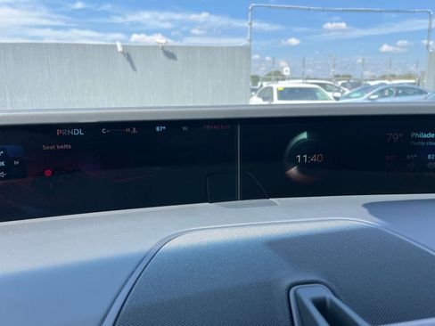 Used 2024 Lincoln Nautilus Reserve image 18