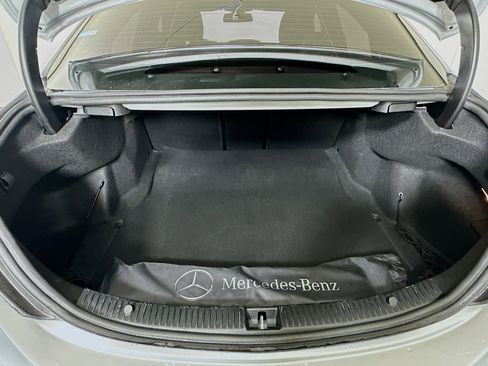 Used 2018 Mercedes-Benz C 300 Sedan image 30