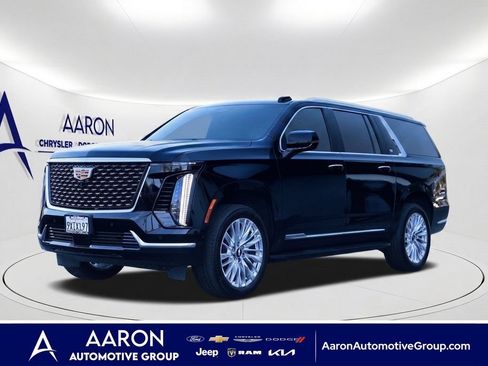 Used 2025 Cadillac Escalade ESV Premium Luxury AWD/4WD image 1
