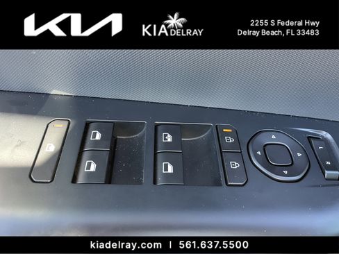 New 2025 Kia K4 LXS image 15