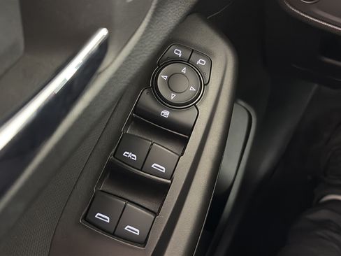 Used 2023 Chevrolet TrailBlazer RS FWD image 30