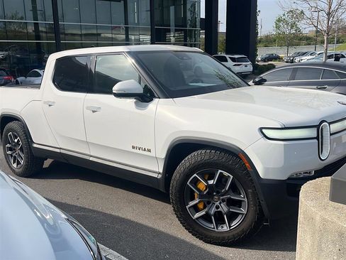 Used 2022 Rivian R1T Launch Edition image 1