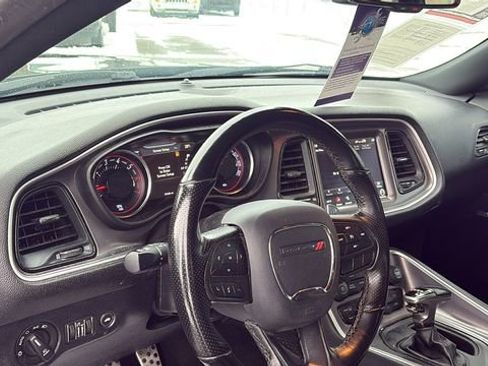 Used 2021 Dodge Challenger R/T Scat Pack w/ Scat Pack Stripe image 10