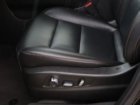 Certified 2023 Cadillac XT4 Sport w/ Cold Weather Package image 20