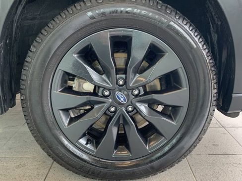 Certified 2023 Subaru Outback Onyx Edition image 28