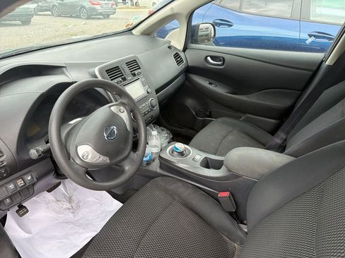 Used 2017 Nissan Leaf S FWD image 9